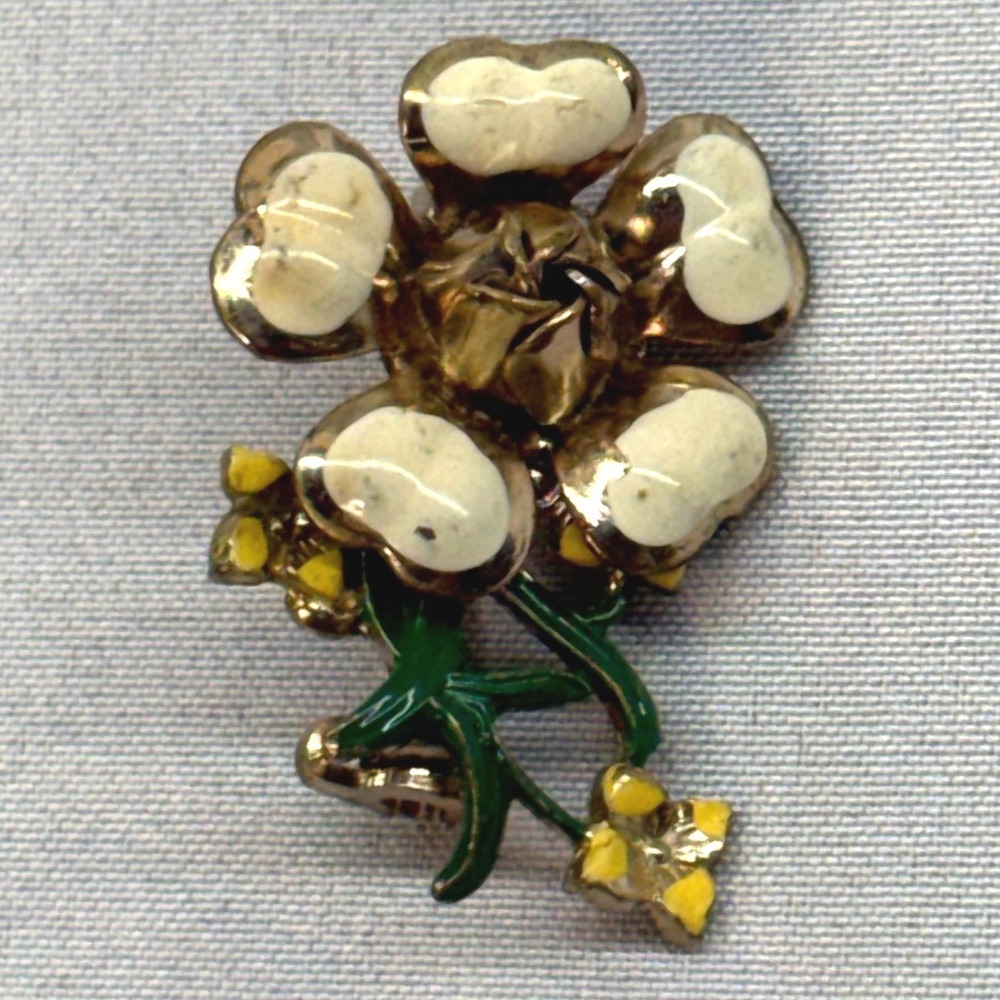 Unbranded Flower Brooch Women OS Gold White Good Vintage Enamel Floral Pin
